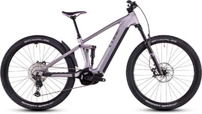 Te zien is een zilveren Cube Stereo Hybrid ONE22 SLX e-bike.