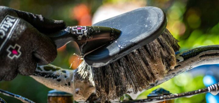 Mountainbike schoonmaken